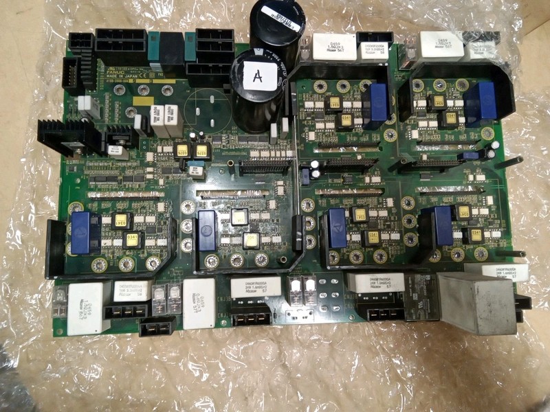 Fanuc A16B-2000-006 Servo Amplifier Board (Missing Relays)