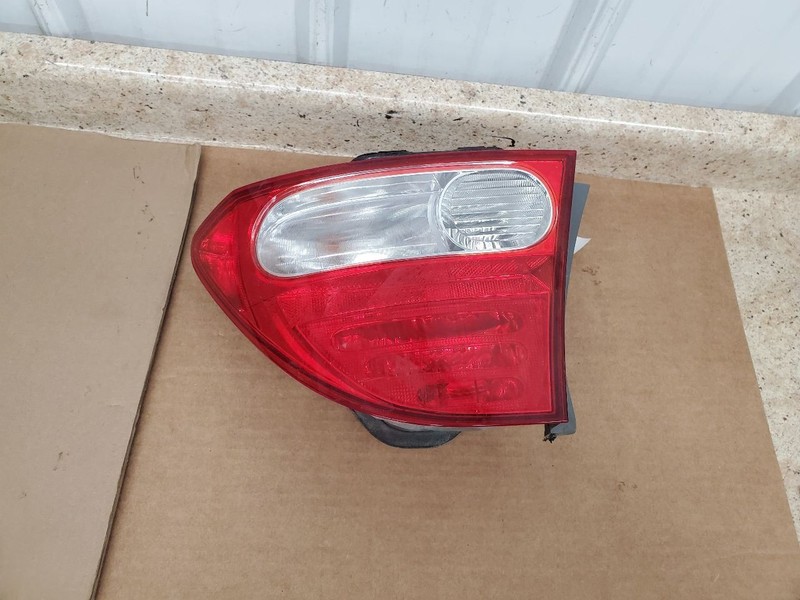 Passenger Tail Light Sedan Quarter Panel Mounted Fits 09-11 CIVIC 307909