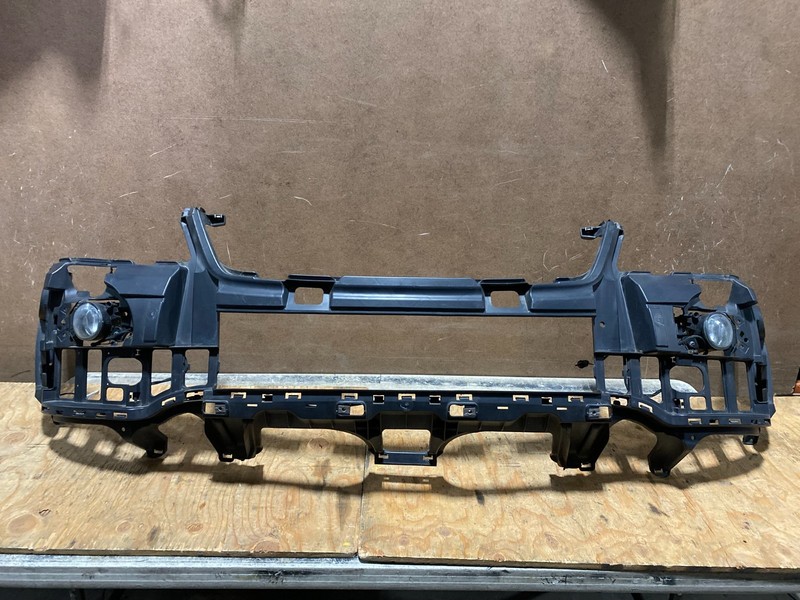 2008 to 2011 Mercedes Benz ML550 Front Bumper Reinforcement Y1814 PS