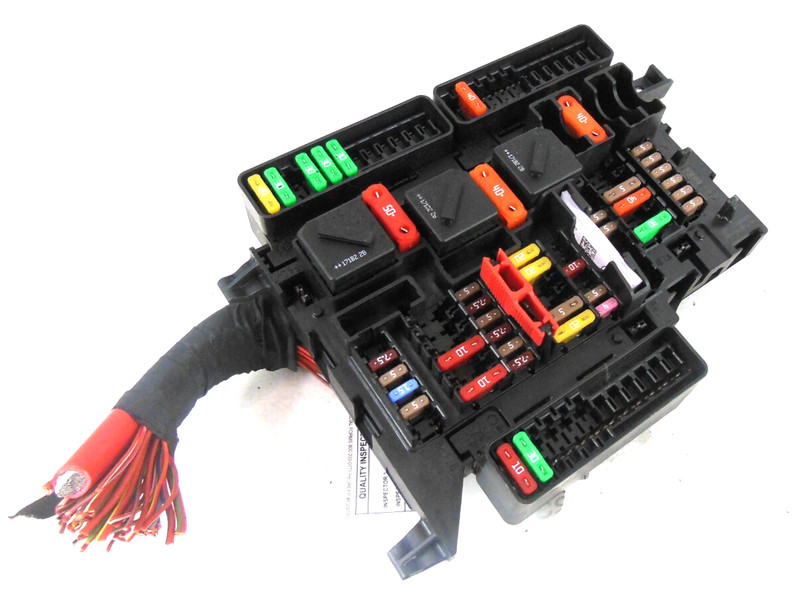 2017 17 Mini Cooper Countryman Power Distribution Cabin Relay Fuse Box OEM