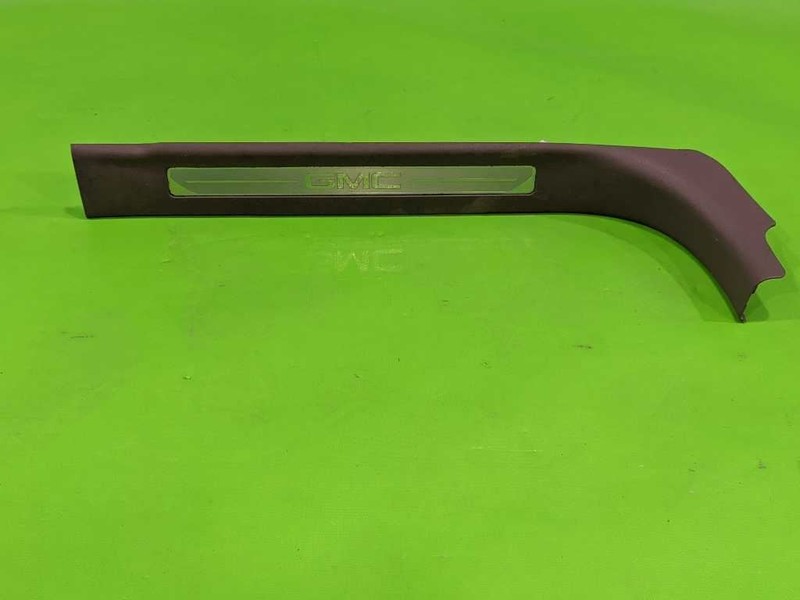 15-20 YUKON XL DRIVER LEFT REAR DOOR SCUFF SILL PLATEDUNEOEM 4030-101