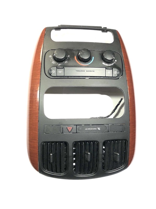 2004-07 WOODGRAIN & BLACK Dodge Caravan Climate Control w/ Bezel & VentsOEM