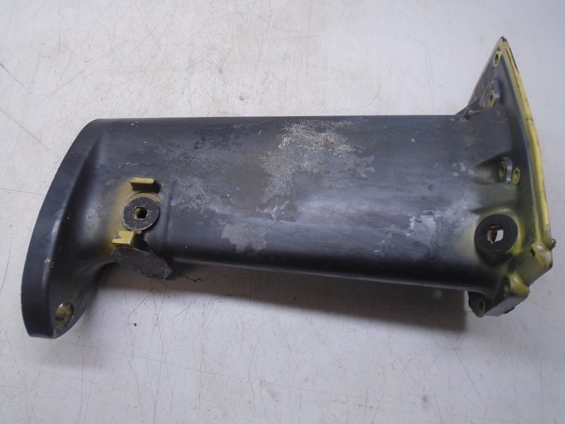 U4 Mariner 28E 1977 Driveshaft Housing 1587-6854M