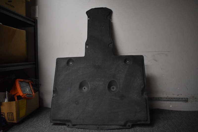 2012-2019 PORSCHE 911 CARRERA CENTER SHIELD FACTORY OEM