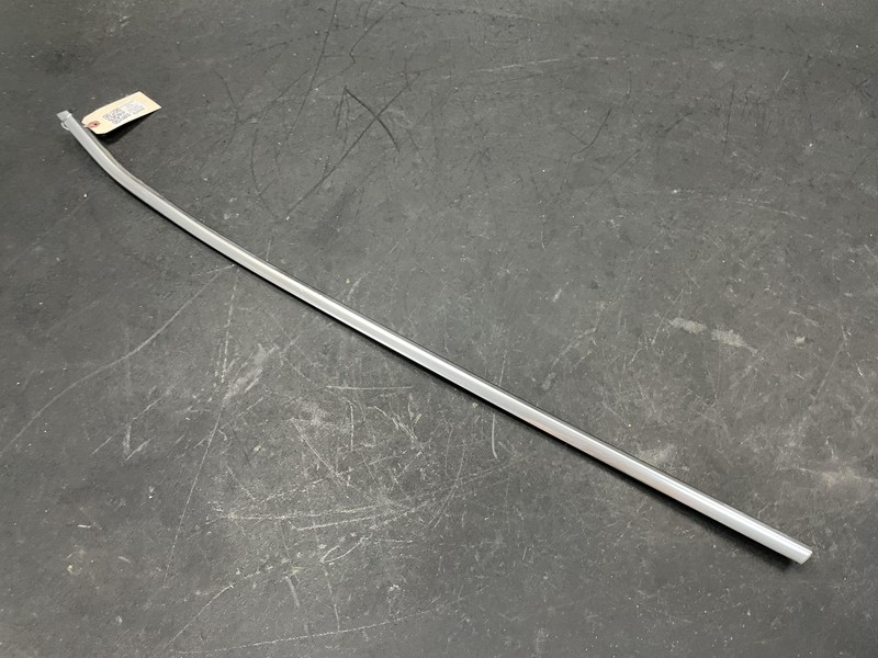 Front Left Door Window Belt Molding 2018 BMW X1 51337352441 2016 2017 2019 -2022