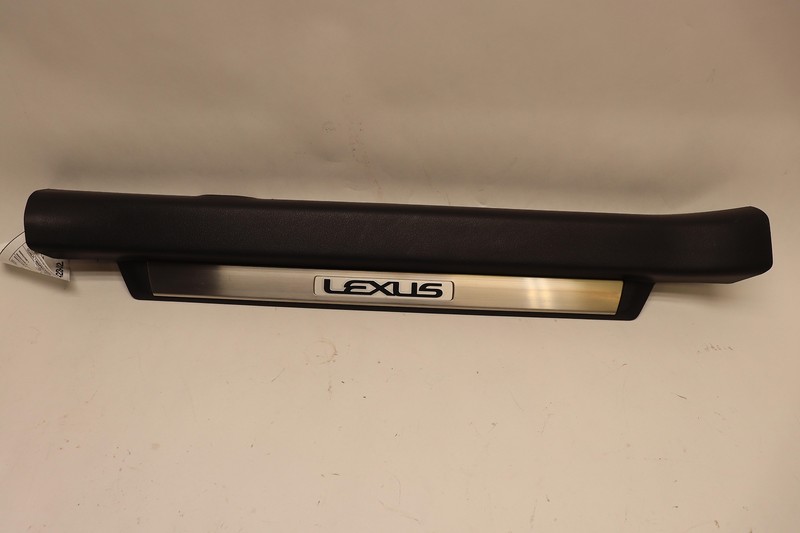 2013-2020 LEXUS GS350 FRONT RIGHT PASSENGER DOOR SILL PLATE PANEL OEM