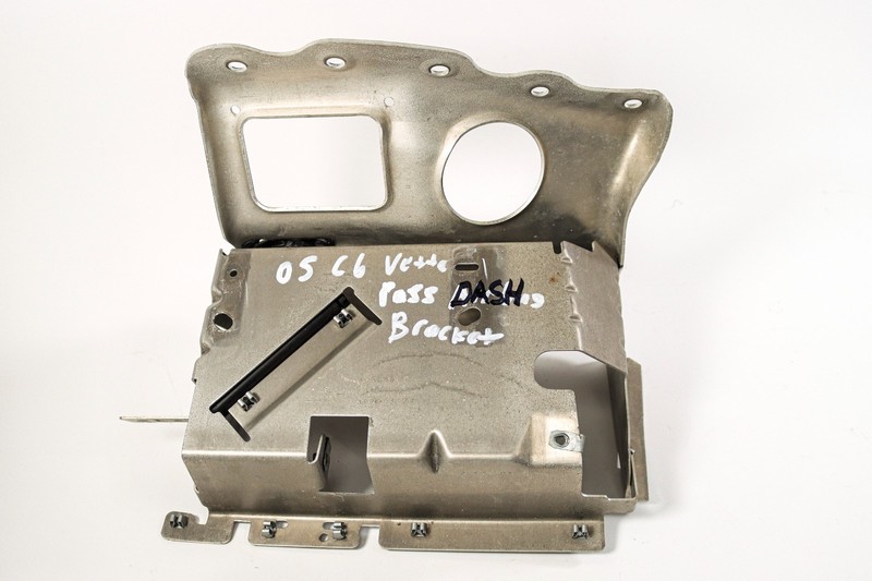 2005 Chevrolet Corvette C6 Passenger Dash Bracket 10304969 *USED*