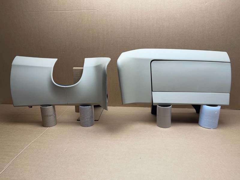 2012-2016 TESLA MODEL S GLOVE BOX STORAGE COMPARTMENT LOWER KNEE TRIM SET OEM