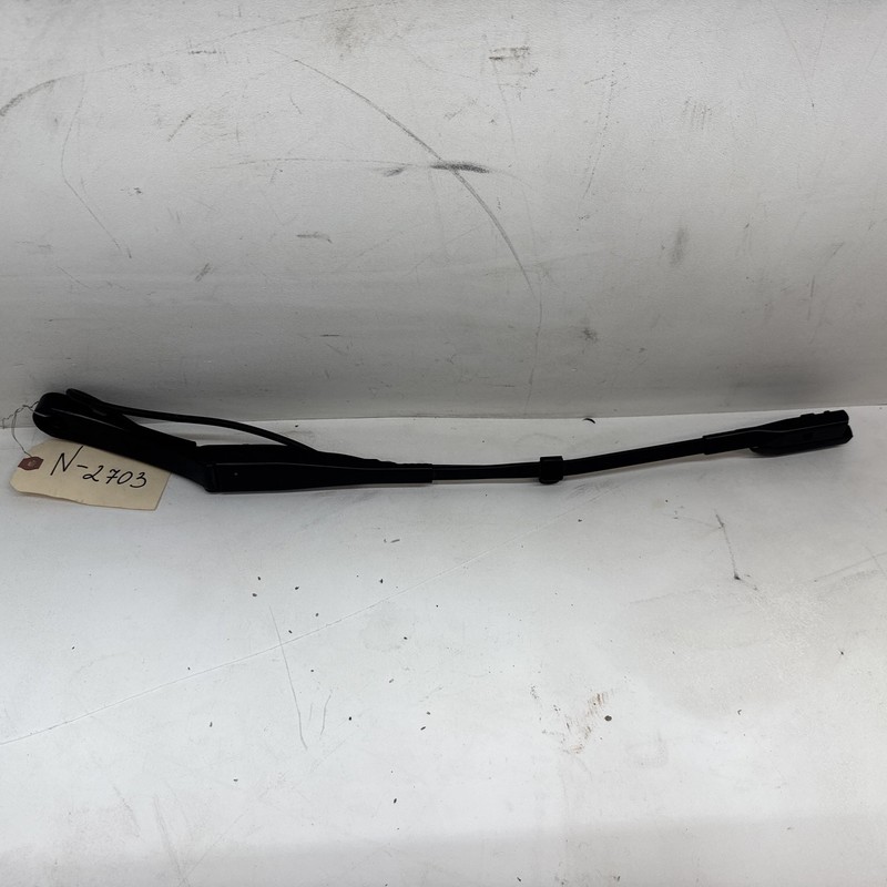 20-22 Tesla Model Y MY Front Driver Side Wiper Arm Blade 1490246-00-B 2703 U18