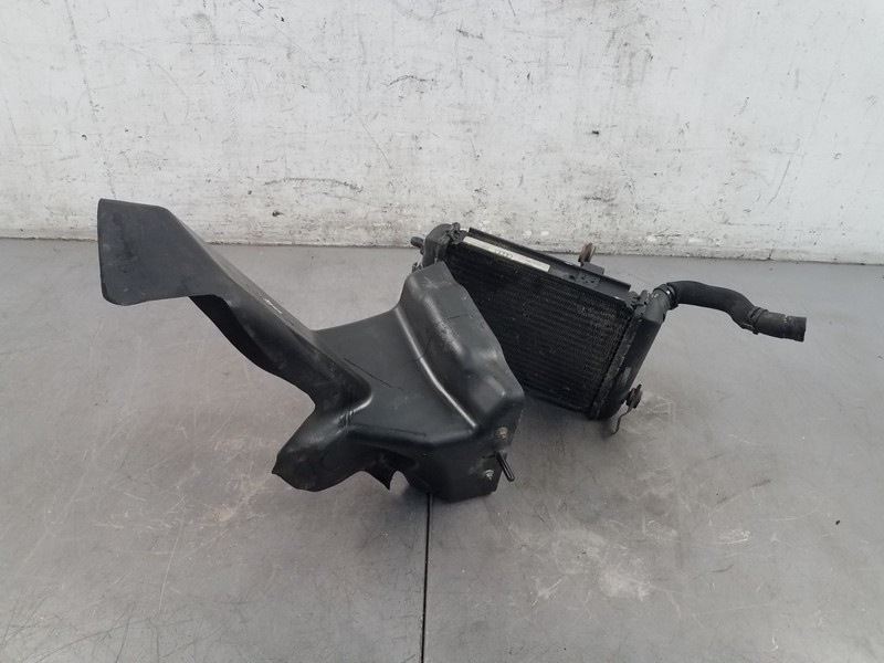 2004 Audi S4 Quattro B6 Left Auxiliary Radiator / Shroud #8570 L7