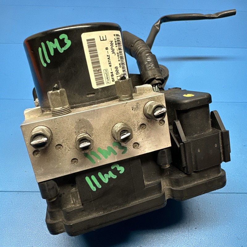 BFB4437AZB | 2010 2011 Mazda 3 ABS Anti Lock Brake Pump Control Module AT OEM