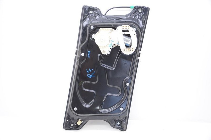 2006-2013 Range Rover Sport HSE Passenger Right Front Window Regulator and Motor