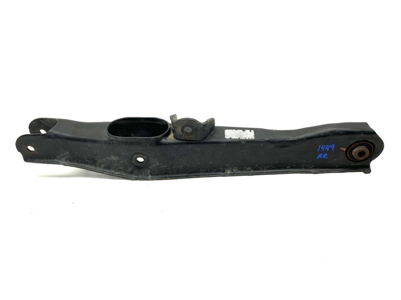 Rear Lower Control Arm 4766950AC Fits 2011-2020 Dodge Journey 85932