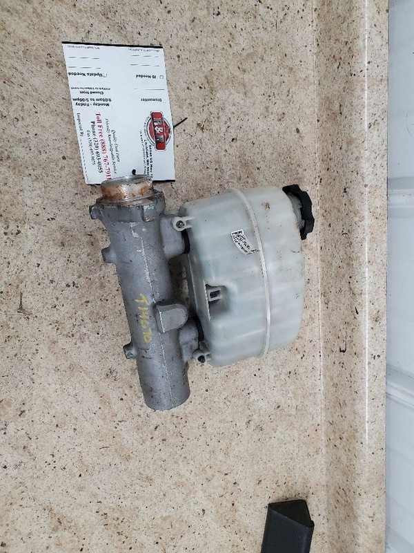 Brake Master Cylinder Fits 09-18 EXPRESS 2500 VAN 305833