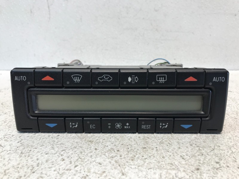 2000-2002 Mercedes Benz W210 E320 Climate Control Temp AC Unit OEM 2108303285