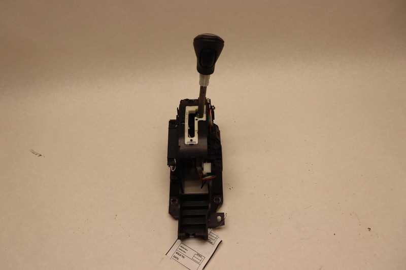 2016-2020 INFINITI QX60 AUTOMATIC TRANSMISSION GEAR SHIFT SHIFTER LEVER OEM