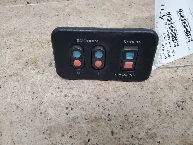 F1501990 Front Door Switch 305155