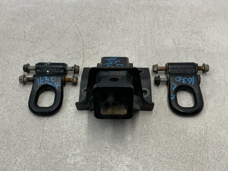 2003-2007 Hummer H2 Front Trailer Hitch Left Right Tow Hook Set Pair 1630 OEM