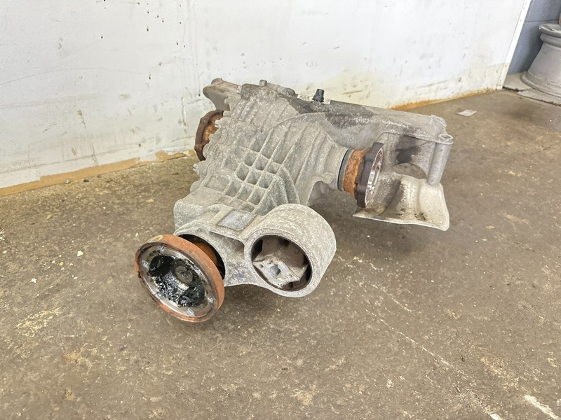 2017 Audi A4 quattro Rear Differential Carrier Assembly OEM