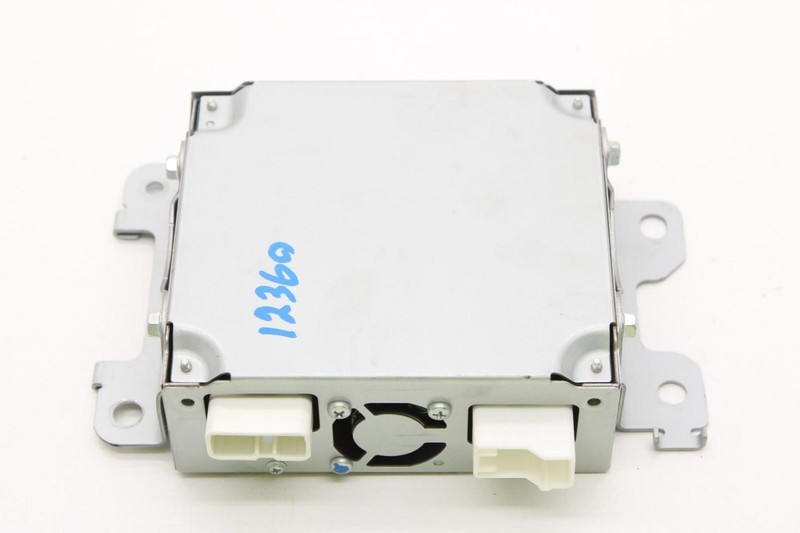 17-21 Nissan TITAN Platinum Reserve Power Inverter 283D09FV0A