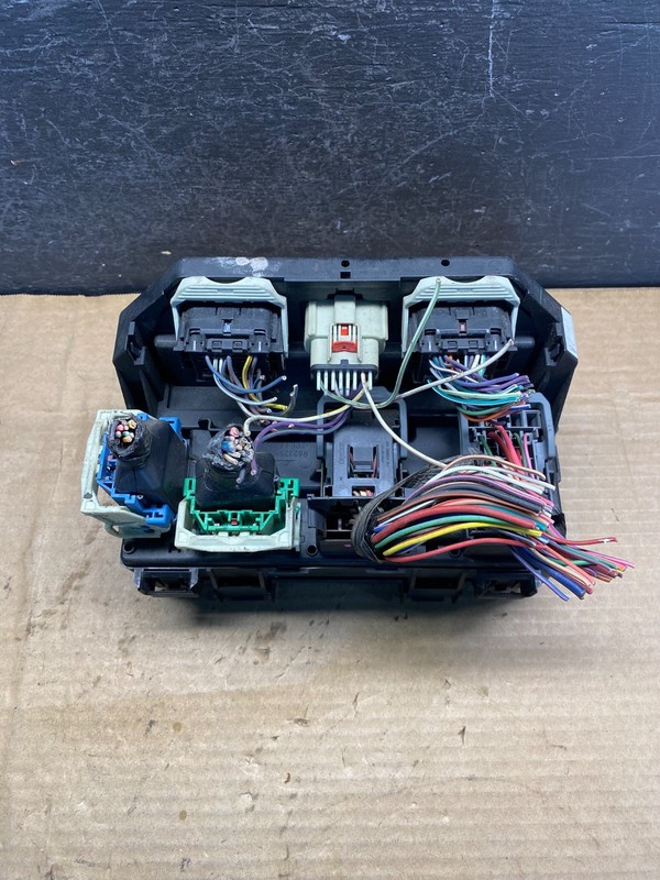 2008 2009 Liberty Nitro TIPM Power Integrated Fuse Box Module Oem AD9848 DW