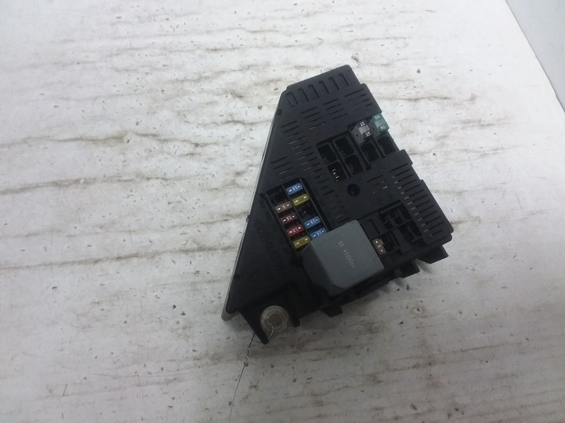 Cabin Fuse Junction Box 2017 Volvo S90 31473571