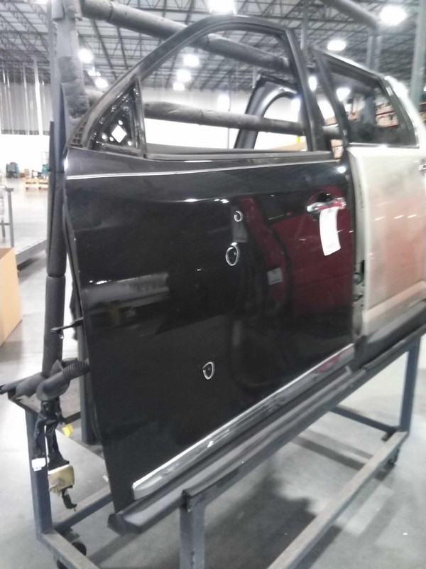 2015 Nissan Pathfinder Left Door Black 4DR SUV OEM Used Part 257231