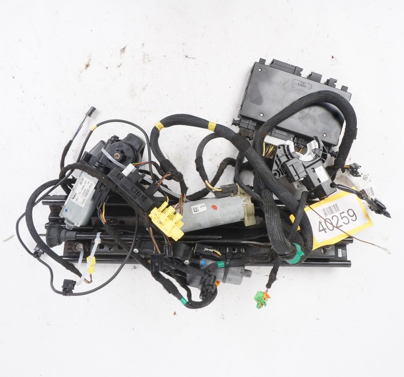 2010 - 2017 Mercedes W207 E550 C250 Front Left Seat Rail Track Frame W/ Motors