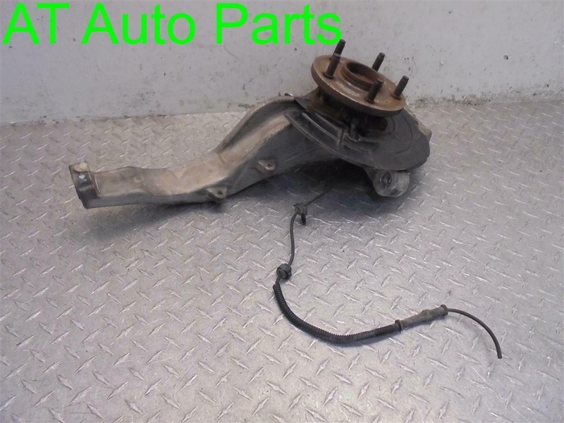 06-10 JEEP COMMANDER GRAND CHEROKEE DRIVER FRONT SPINDLE KNUCKLE OEM 52090179AC