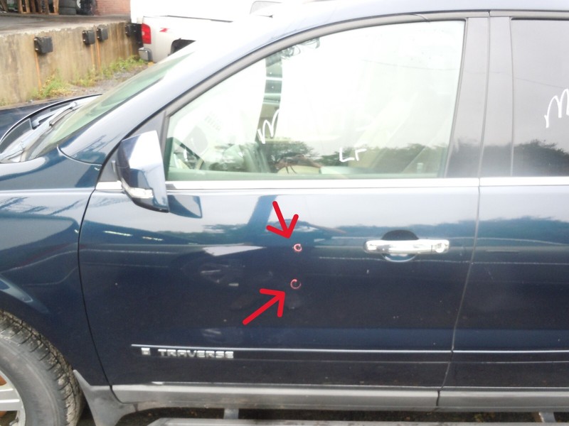 2009 09 Chevrolet Traverse Front Door Assembly Driver Left W/O Express OEM Blue