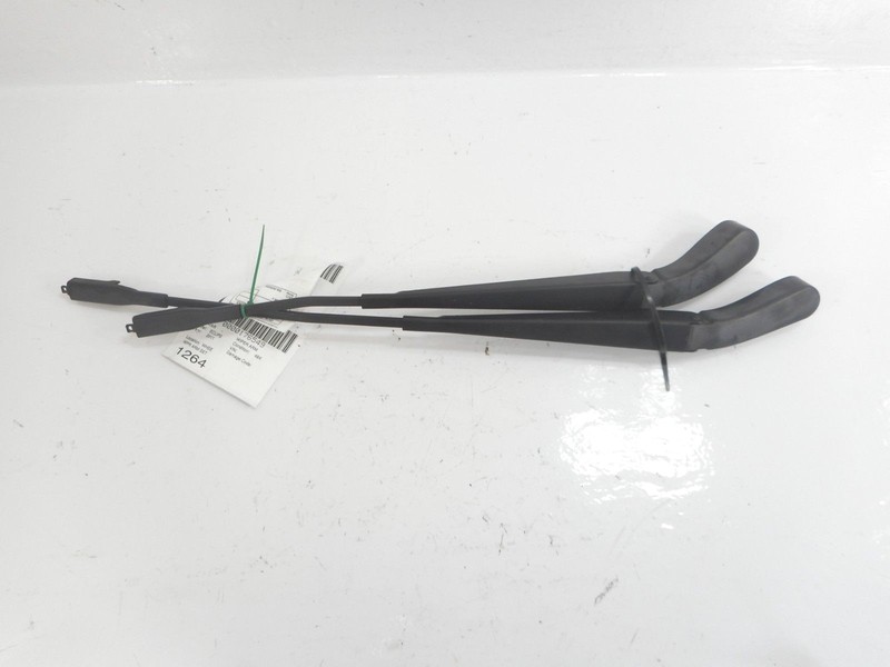 11 2011 Mitsubishi Eclipse Left & Right Windshield Wiper Arm Set Pair OEM