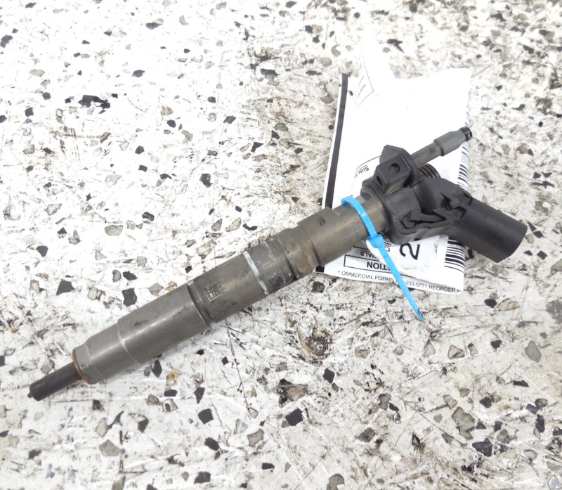 2020 20 Mercedes-Benz Sprinter 2500 3.0L Diesel Fuel Injector OEM 6420701287