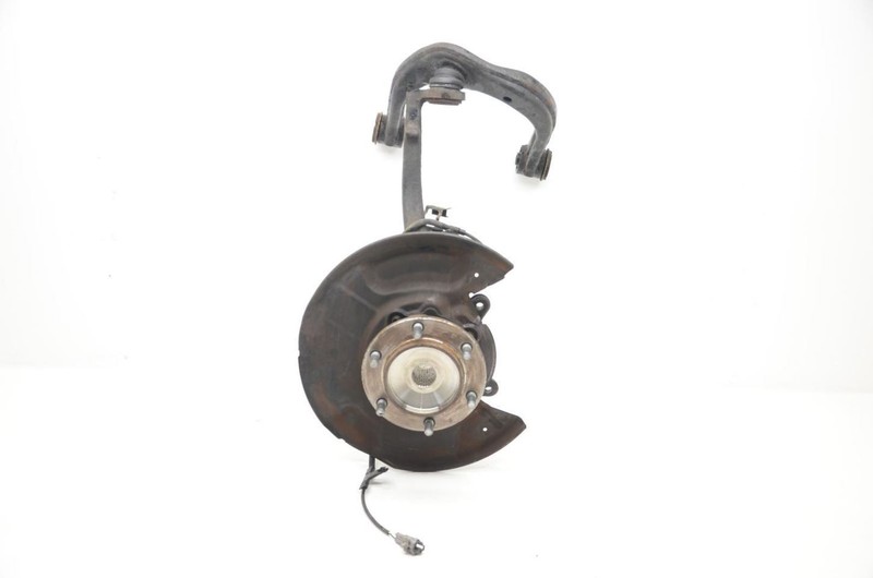 96-02 Toyota 4Runner 4WD Passenger Right Front Suspension Assembly