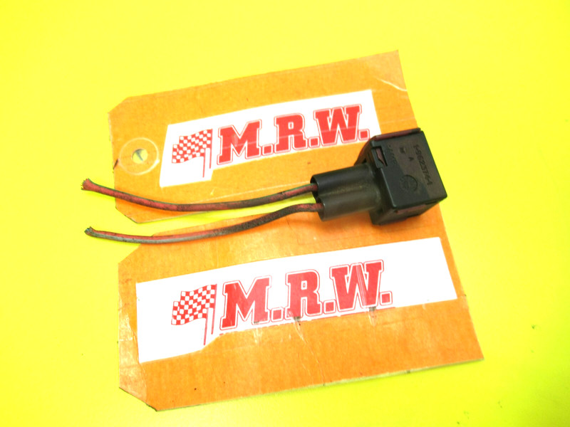 RADIATOR FAN MOTOR WIRE PLUG CONNECTOR PIGTAIL CLIP END black for 99-10 SAAB 9-5