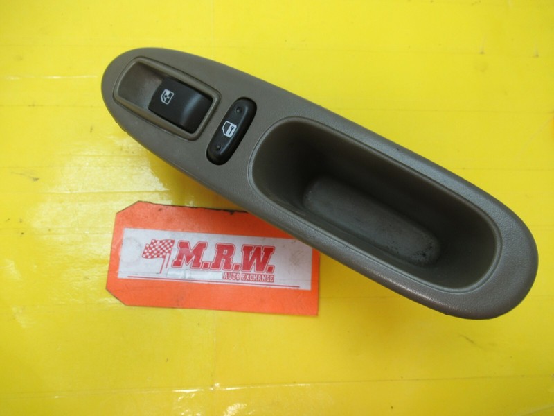 RIGHT FRONT DOOR GLASS WINDOW LOCK SWITCH PASSENGER RF for 04 05 06 VERONA EPICA