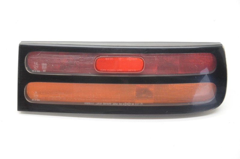 90-94 Nissan 300ZX 2+0 Passenger Right Rear Tail Light 22024272