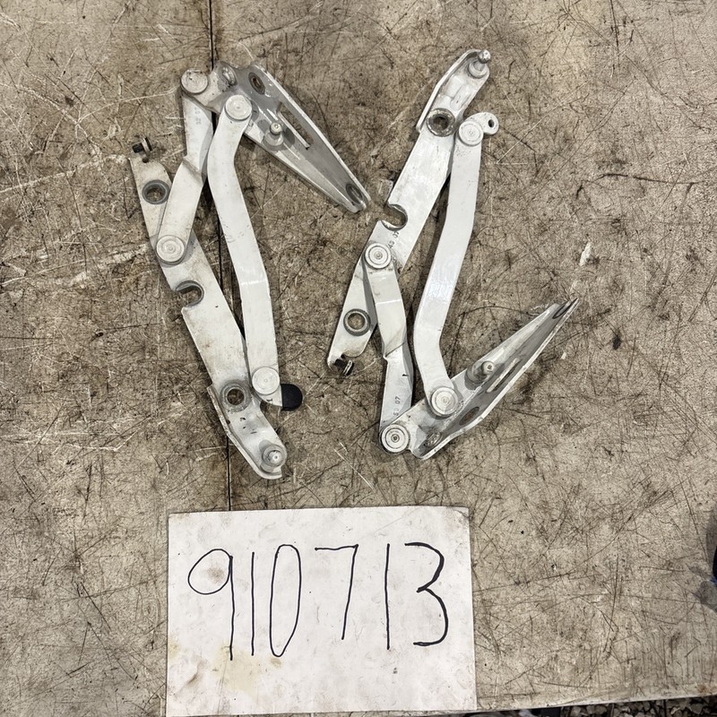 2002-2008 Audi A4 S4 RS4Rear Left and Right Trunk Hinge Hinges Pair