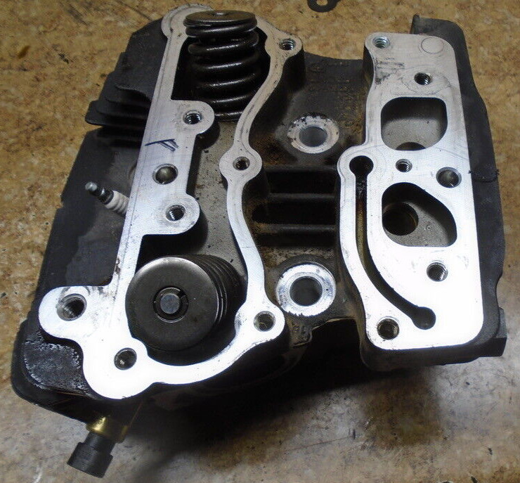 2004 Harley Davidson FLHR1 Road King Engine Front Cylinder Head Valves Motor 04