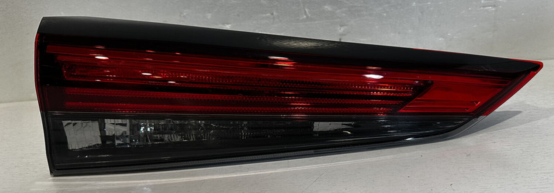 2020 TOYOTA HIGHLANDER LH TAIL LAMP ASSY OEM ( DRIVER SIDE)