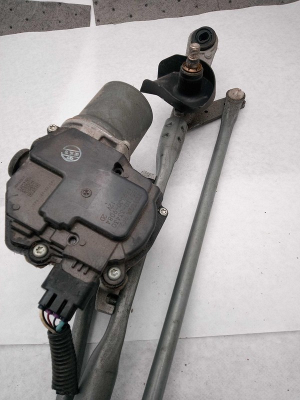 2021 Toyota Avalon Wiper Motor OEM Black 66K Miles 8511033430 8511033432
