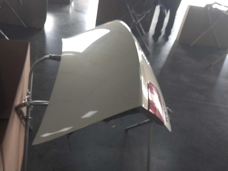 2007 BUICK LUCERNE GOLD Deck Lid OEM 10380023 4DR SED GLD 51U