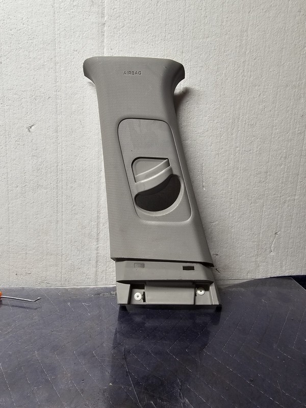 2017 HYUNDAI SONATA SE LEFT DRIVER SIDE CENTER B PILLAR UPPER COVER TRIM OEM+