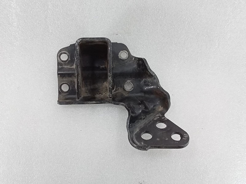 2014-2018 Dodge Ram 1500 3L Eco Diesel Engine Mount Bracket 68159779AD
