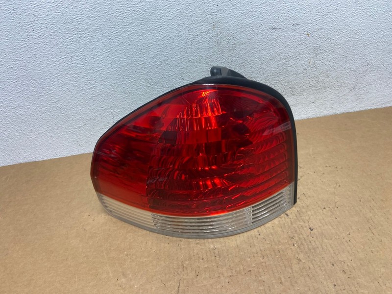 2005 to 2006 Hyundai Santa Fe Left Driver Side Tail Light Oem AD4690 LK