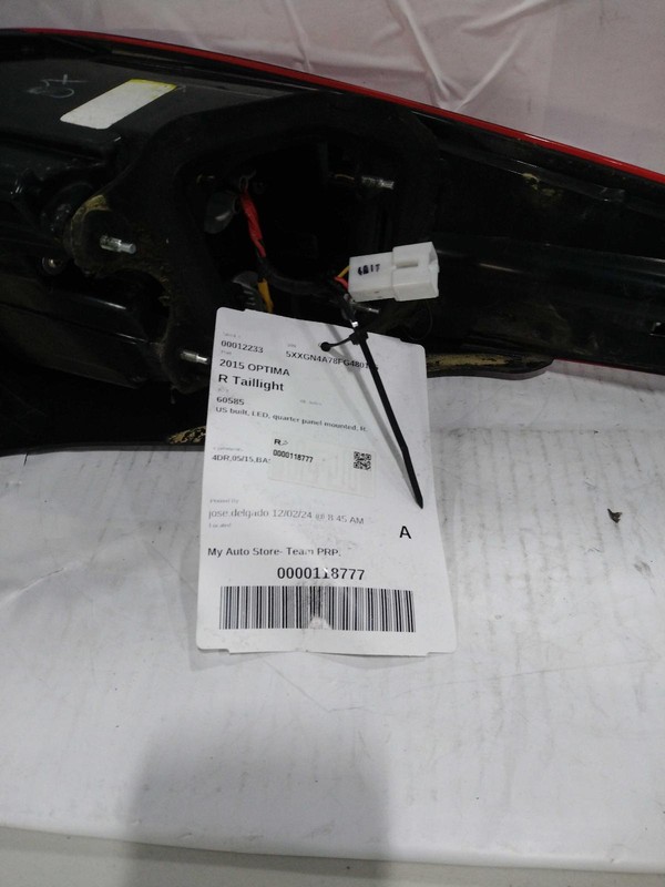 2015 KIA OPTIMA Right Tail Light Assembly Silver 313637 Used 117K Miles
