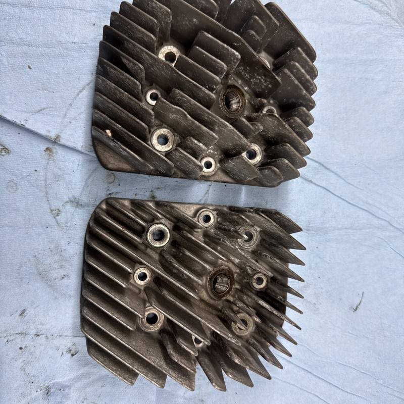 1984 - 1994 Yamaha PhazerPz480 vintage snowmobile motor cylinder heads # 14