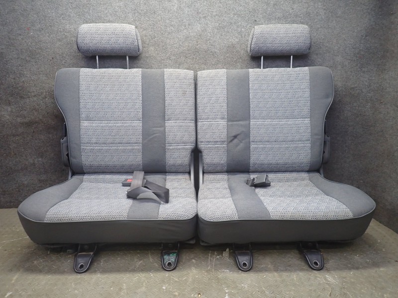 1992-1994 TOYOTA LAND CRUISER FJ80 REAR 2ND ROW LEFT & RIGHT CLOTH SEAT GRAY SET