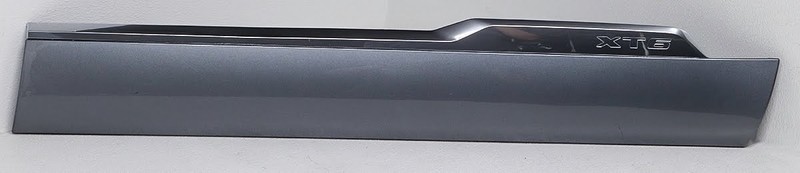 OEM Front Right Door Molding for Cadillac XT6 Satin Steel 84700027, Scratches