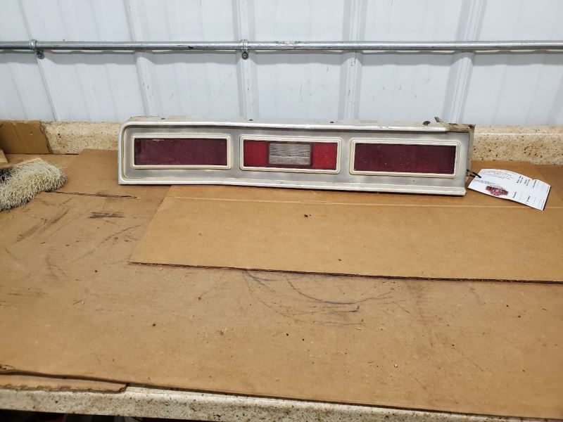 Driver Left Tail Light Excluding Station Wgn Fits 74 CHEVROLET PASS. 287648