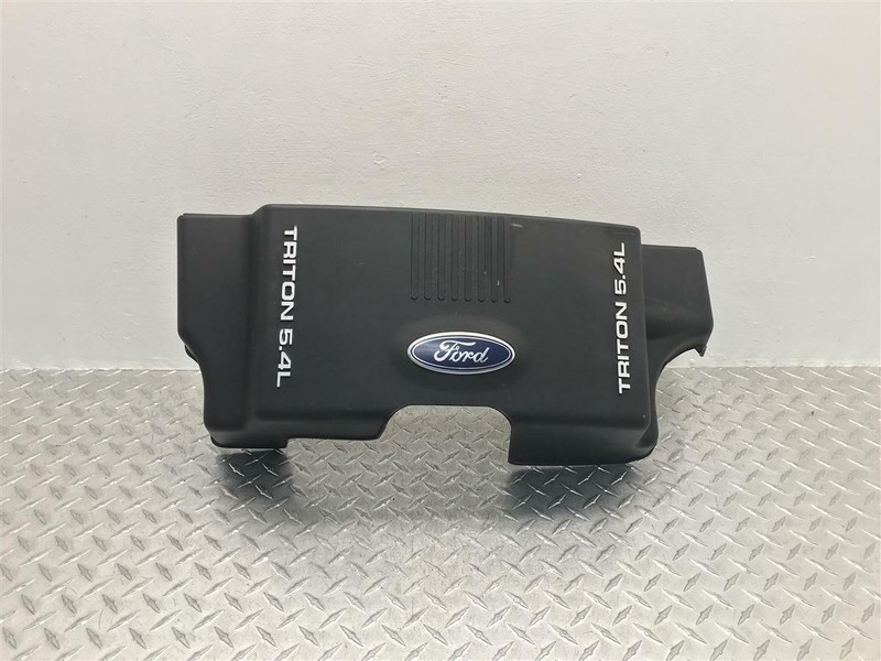 2003-2004 FORD EXPEDITION 5.4L TRITON ENGINE COVER OEM 2L1E-6K089-BD